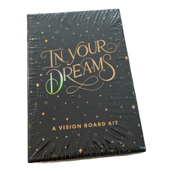 First-of-its-kind Vision Board Kit - Picture 2 of 10